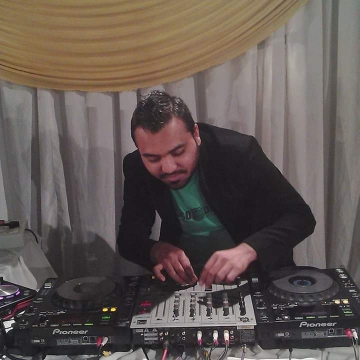 Dj Divyesh